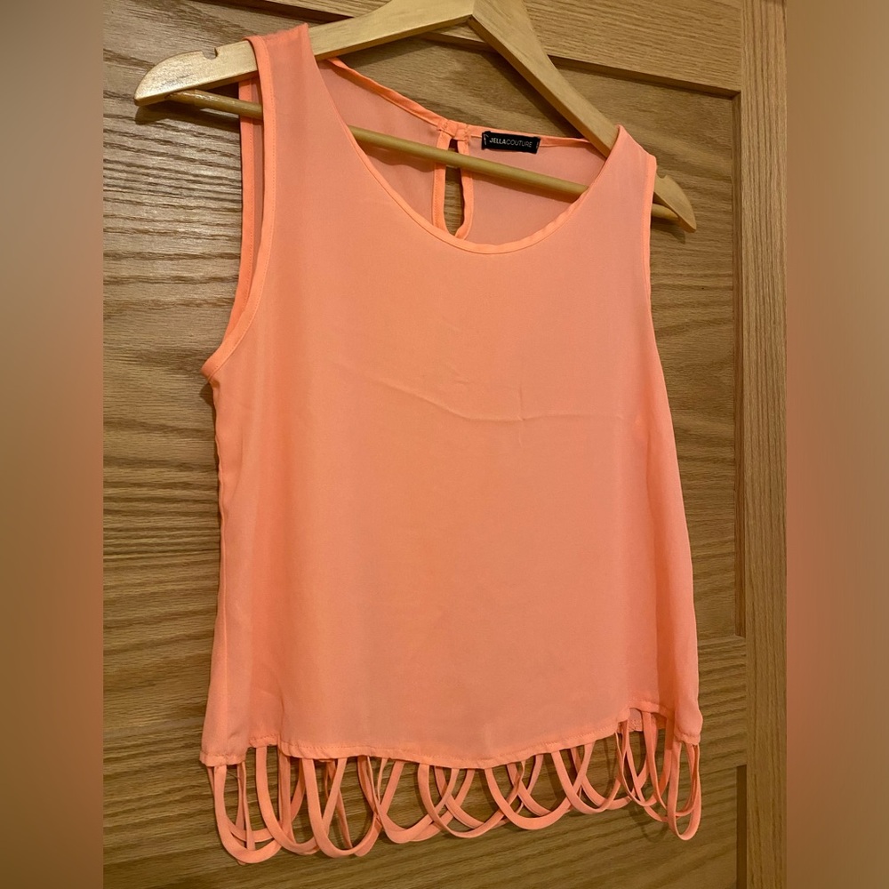 (20% off 3+!) Coral tank top, size small – Jella couture